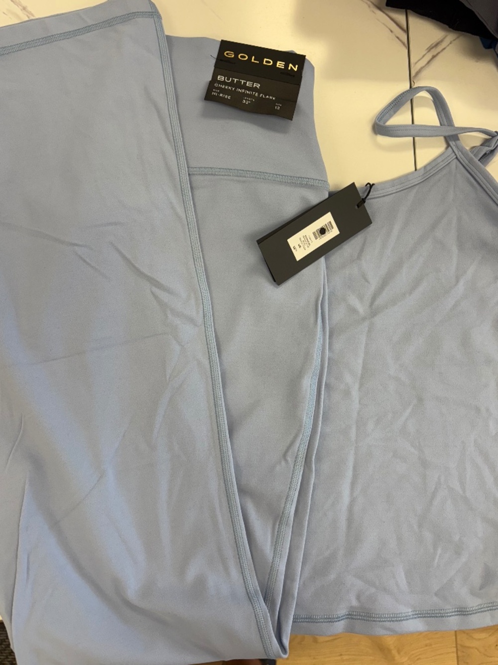 NWT aritzia butter set ripple blue